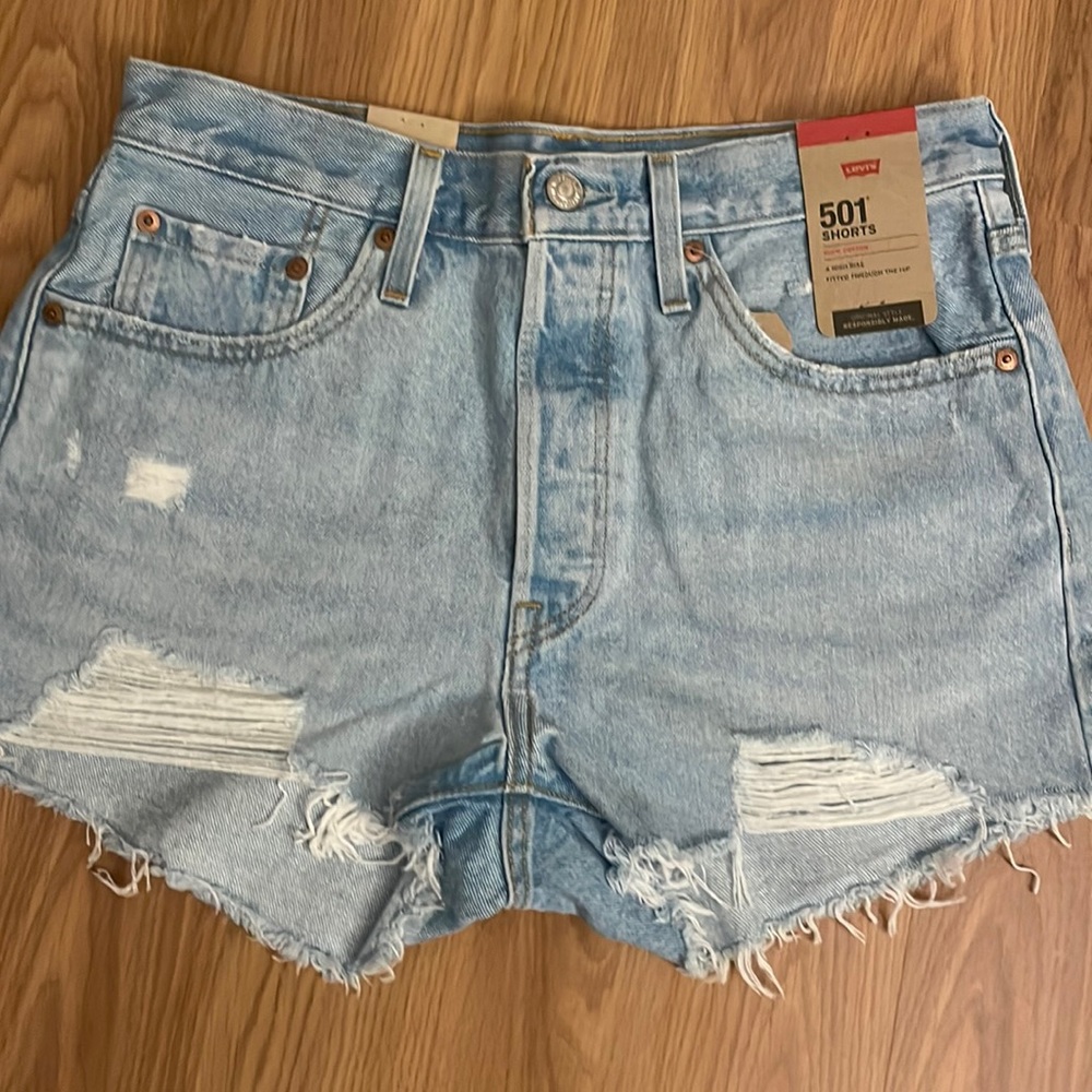 Levi’s high rise shorts